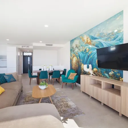 200m New A With Private, Heated Pool And Amazing Ocean View אדחה