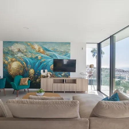 200m New A With Private, Heated Pool And Amazing Ocean View אדחה